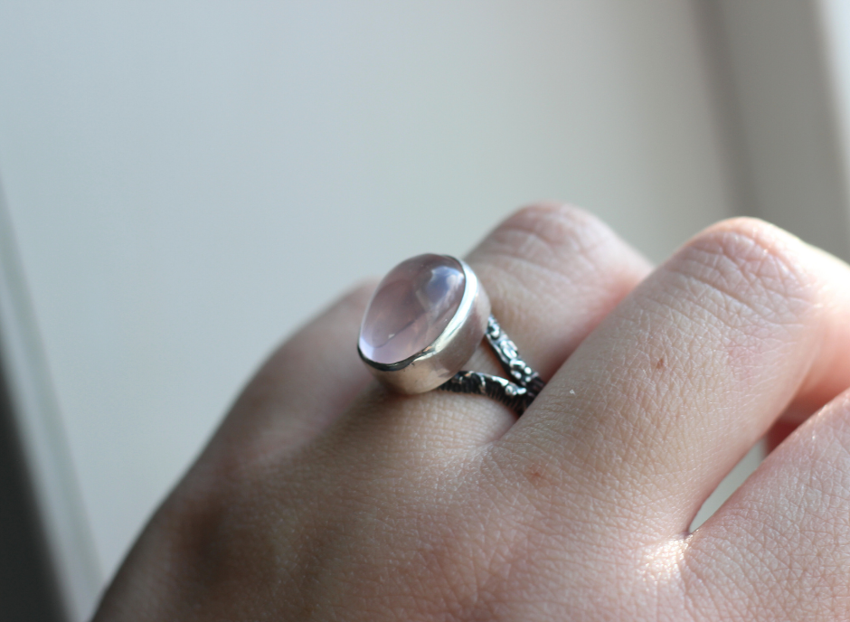 Rose Quartz Rose Garden Ring // Size 8