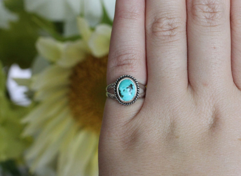 Turquoise Ring // Size 6