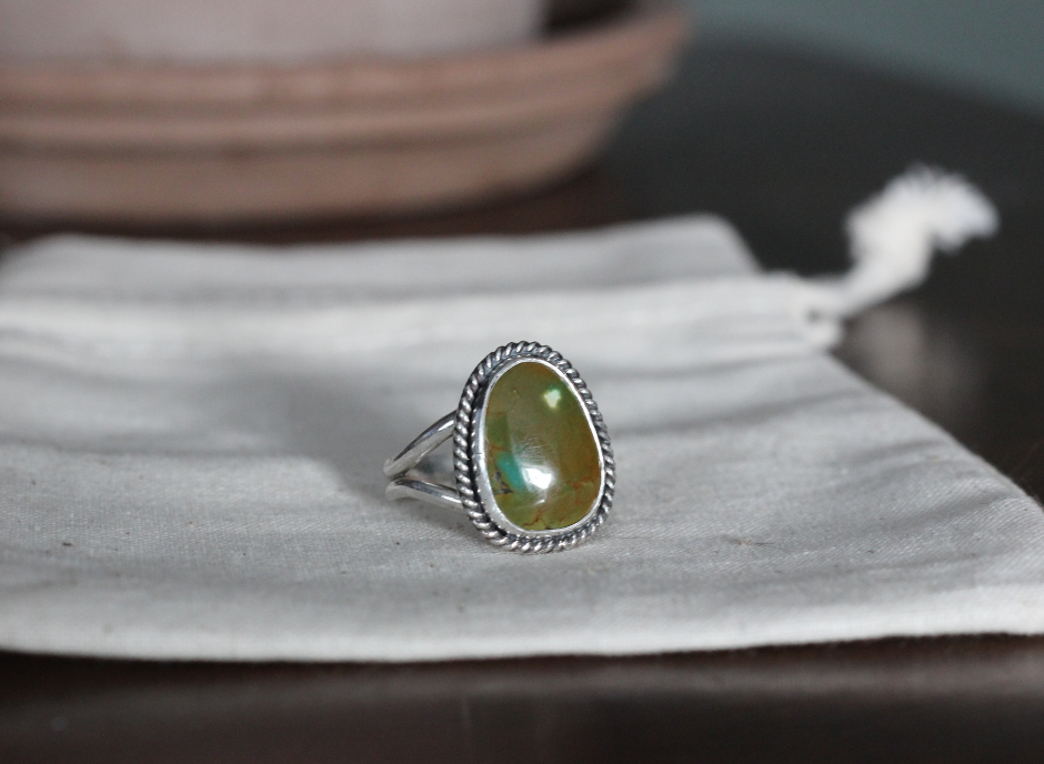 Tibetan Turquoise Ring // Size 9