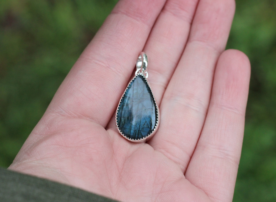 Teal Labradorite Pendant
