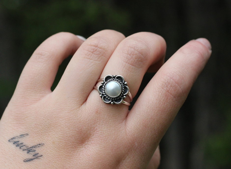 Pearl Flower Ring // Made to Order in Your Size