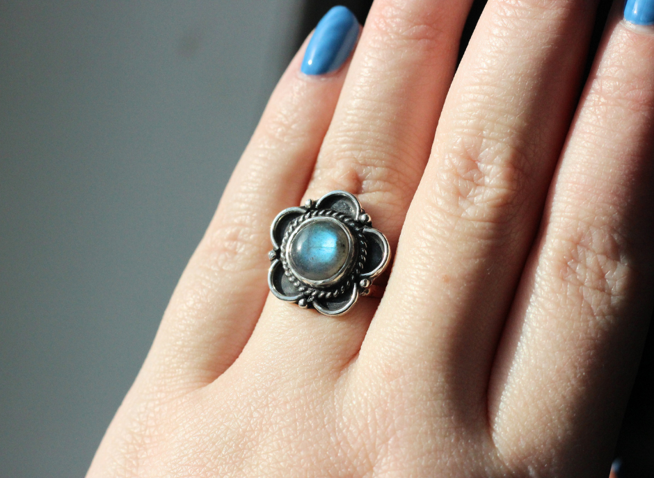 Labradorite Flower Ring // Size 9