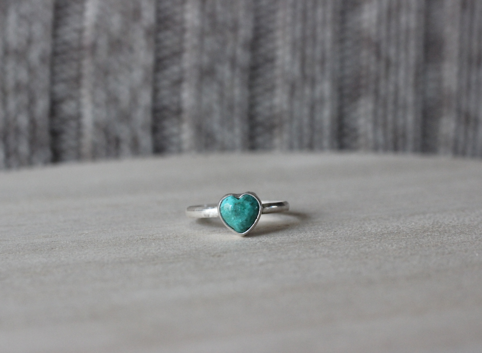 Turquoise Heart Ring // Size 10