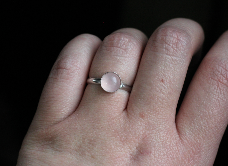 Rose Quartz Ring // CHOOSE YOUR SIZE