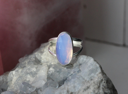 Lavender Quartz Ring // Choose Your Size