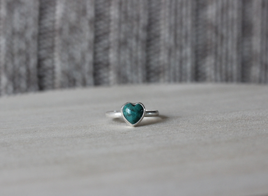 Turquoise Heart Ring // Size 8