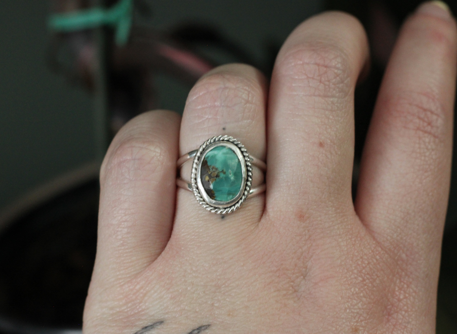 Turquoise Ring // Size 9