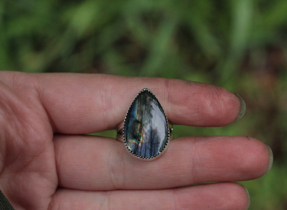 Labradorite Ring // Size 7