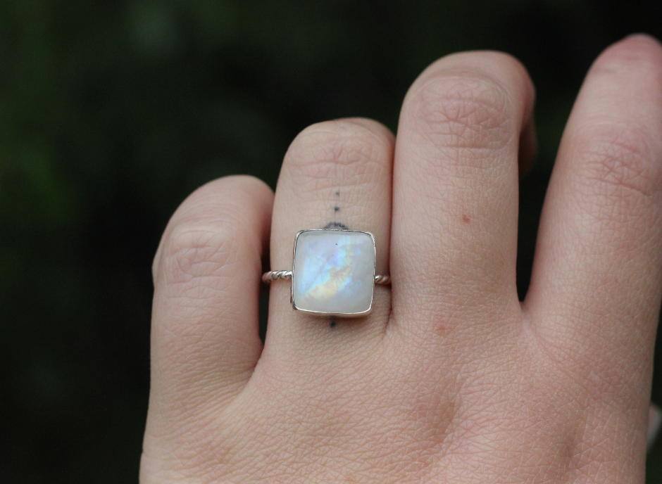Rainbow Moonstone Ring // Size 8