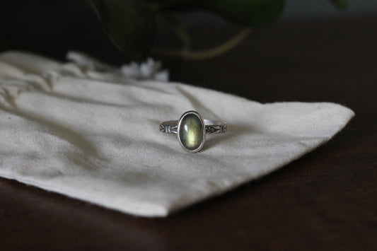 Labradorite Ring // Size 10